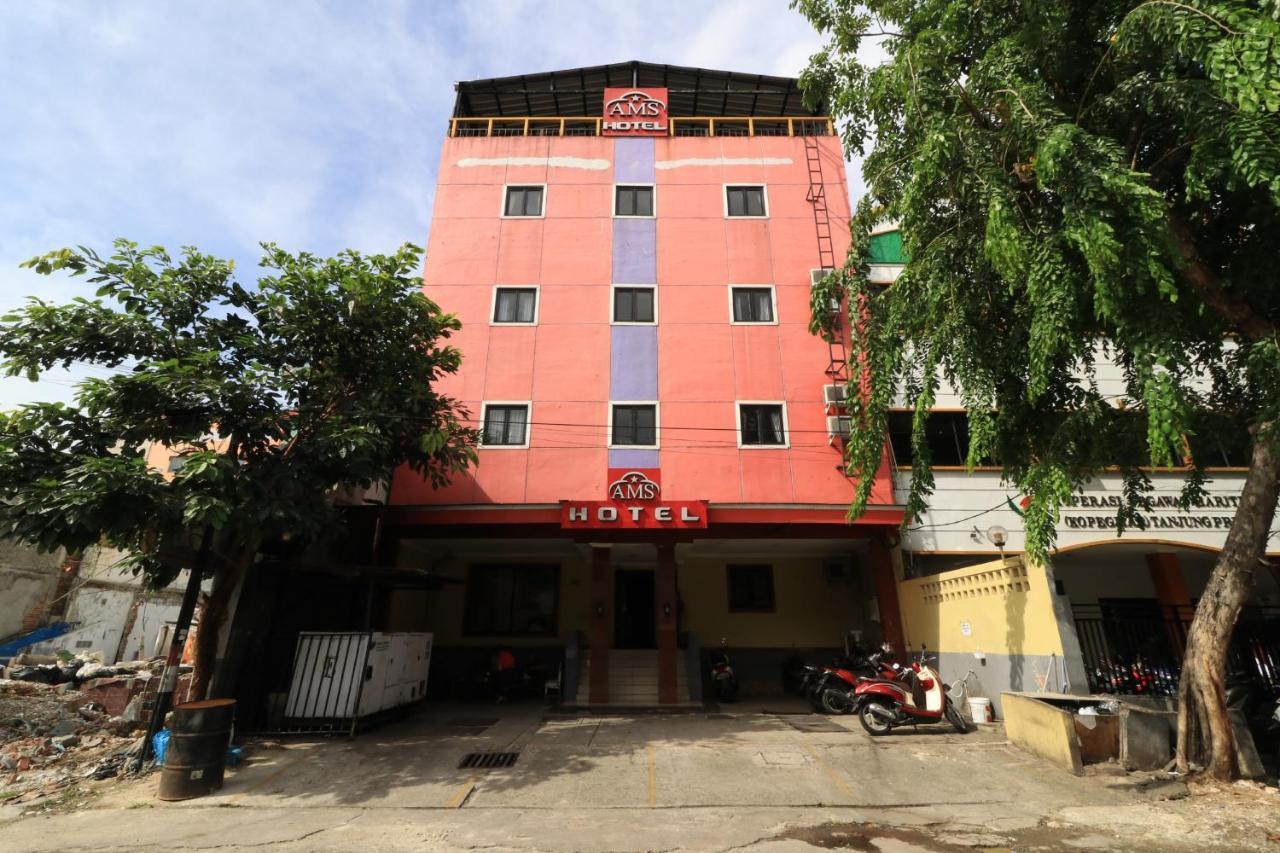 Ams Hotel Koja Jakarta Exterior photo