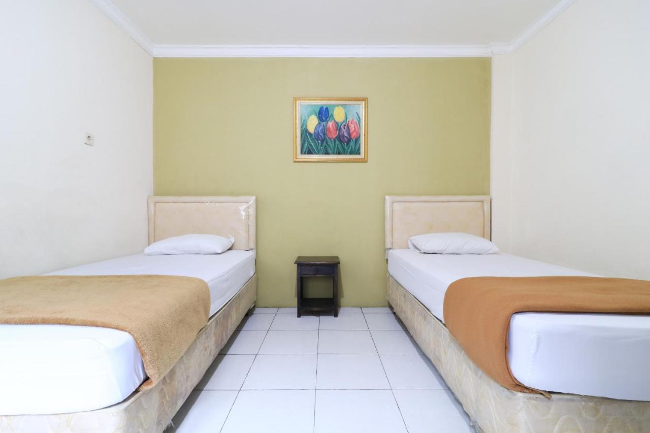 Ams Hotel Koja Jakarta Exterior photo