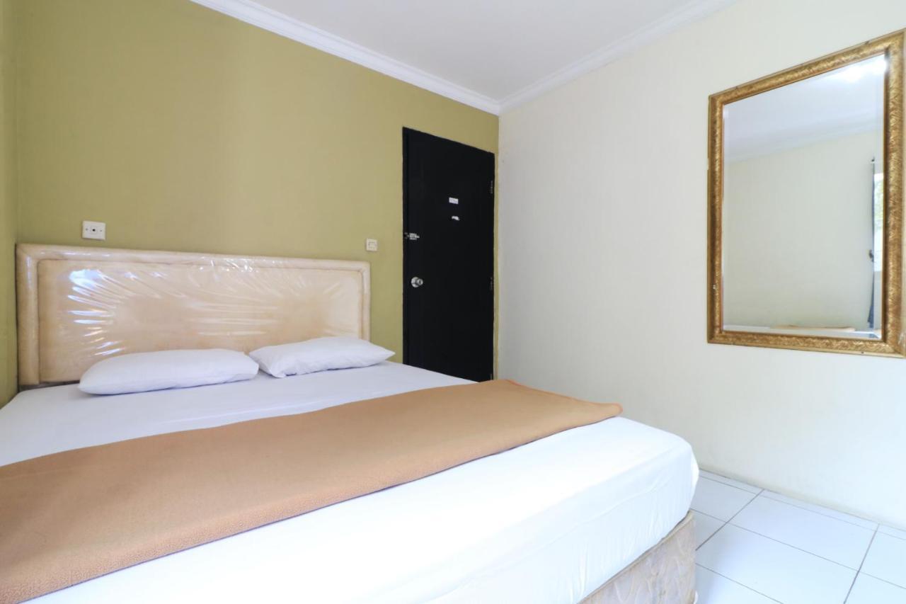 Ams Hotel Koja Jakarta Exterior photo